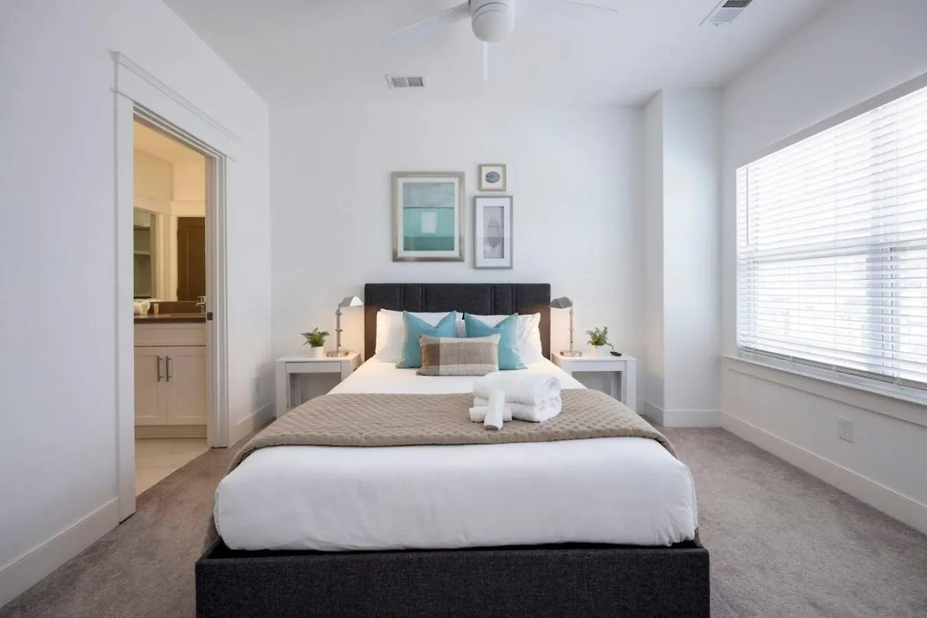 Ten Minutes To Broadway Spacious Townhouse Nashville 0*,  United States